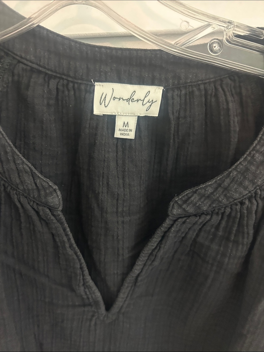 Wonderly Black Eyelet Puff-Sleeve Blouse - Picture 3 of 4